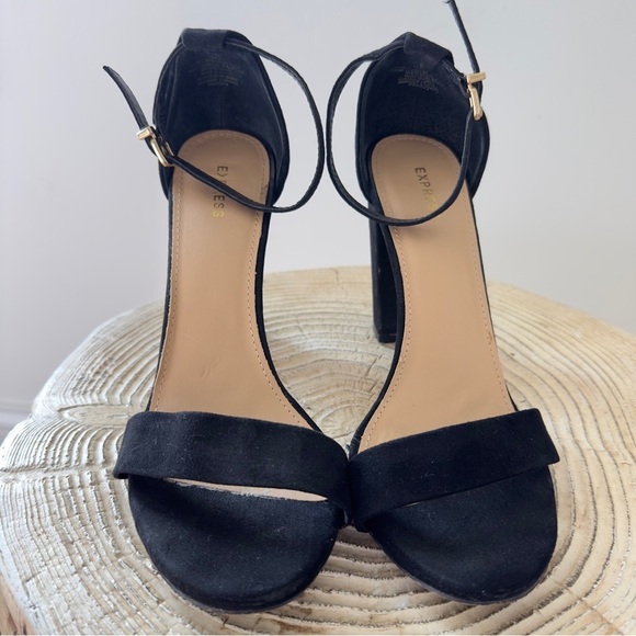 Express Black Suede Block Women's Heel Sandals Size 8 - Picture 3 of 12